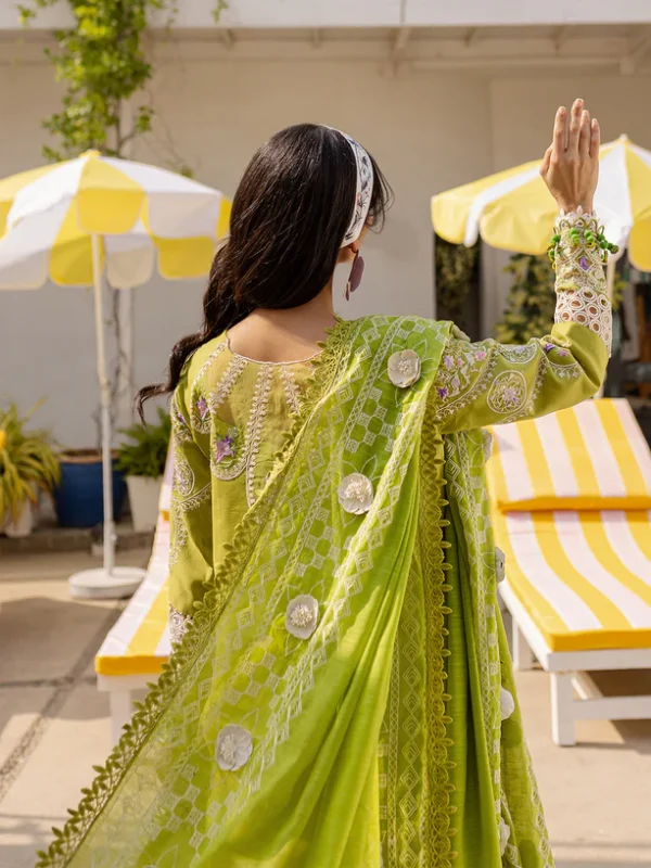 MS-04 | 3 PC Luxury Lawn - Image 2